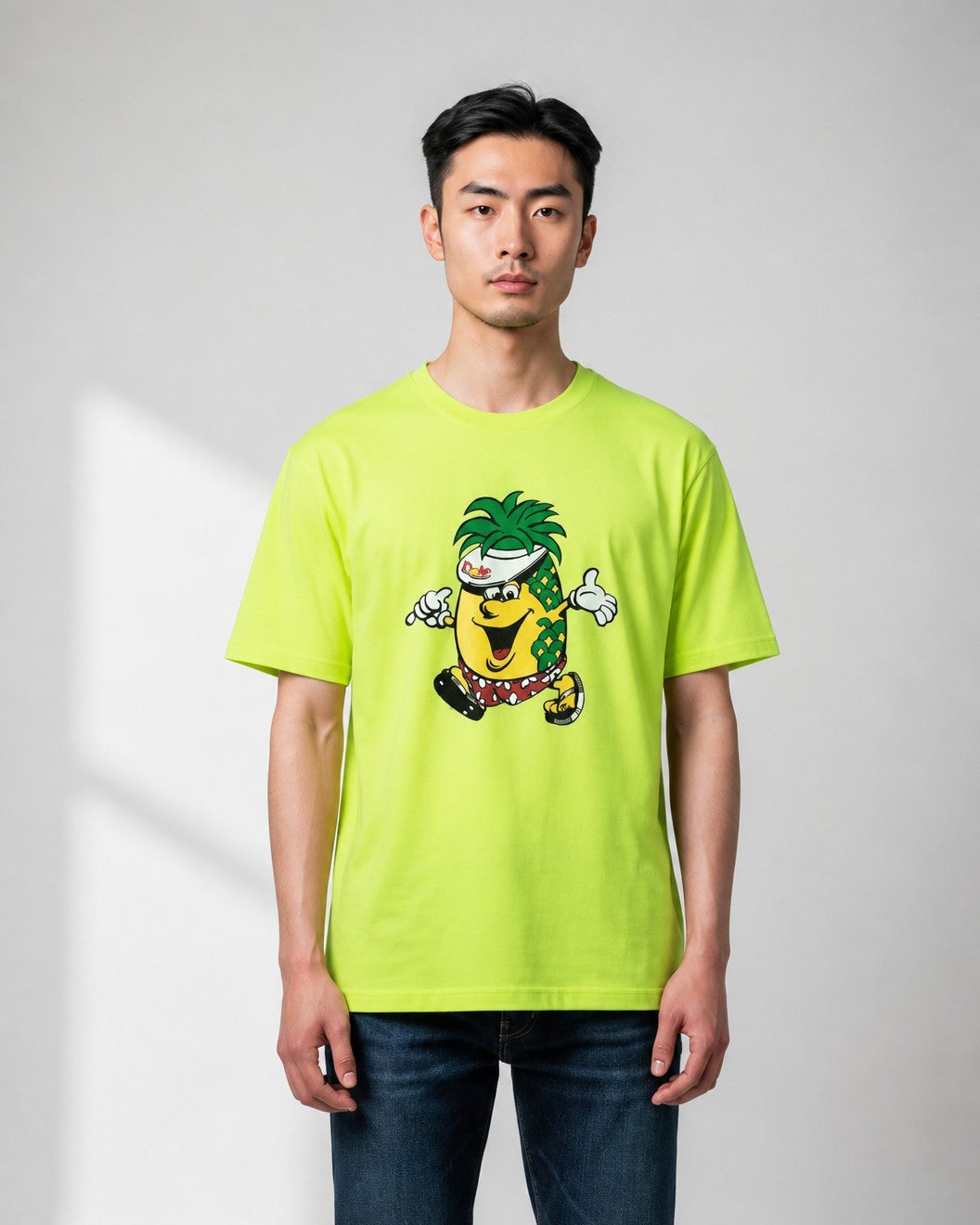 Leox Hub Dole Hawaii pineapple souvenir t-shirt featuring vintage tropical graphic print