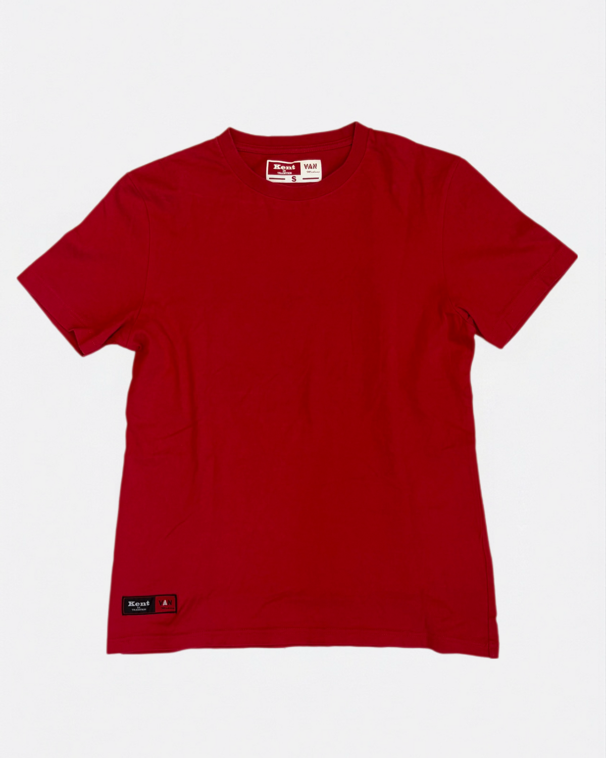 Leox Hub Kent in Tradition classic red t-shirt featuring traditional chest logo detail